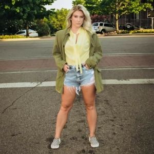 Vintage Center Stage top